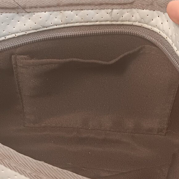 HAUTE SHORE women's 'Blair' Crossbody color block adjustable guitar strap purse - Picture 12 of 15